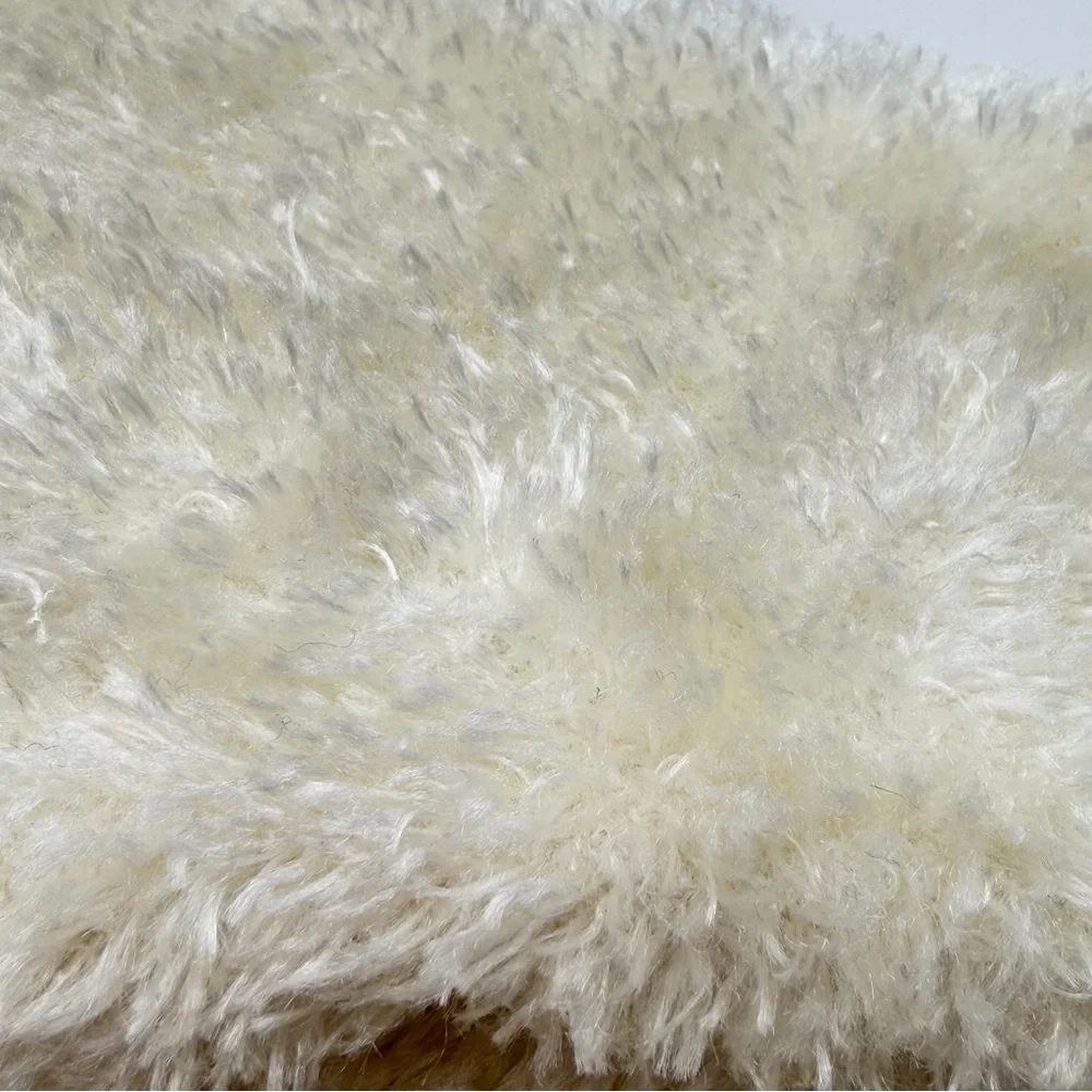 Women’s Plush Faux Fur Gloves Cream‎ Ivory Cozy Winter Cold Weather